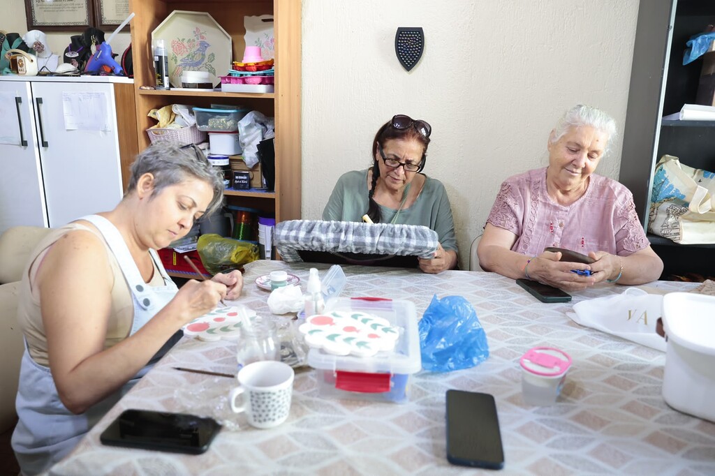 Saadet Mirci Semt Merkezi hayata yeniden açılan kapısı oldu