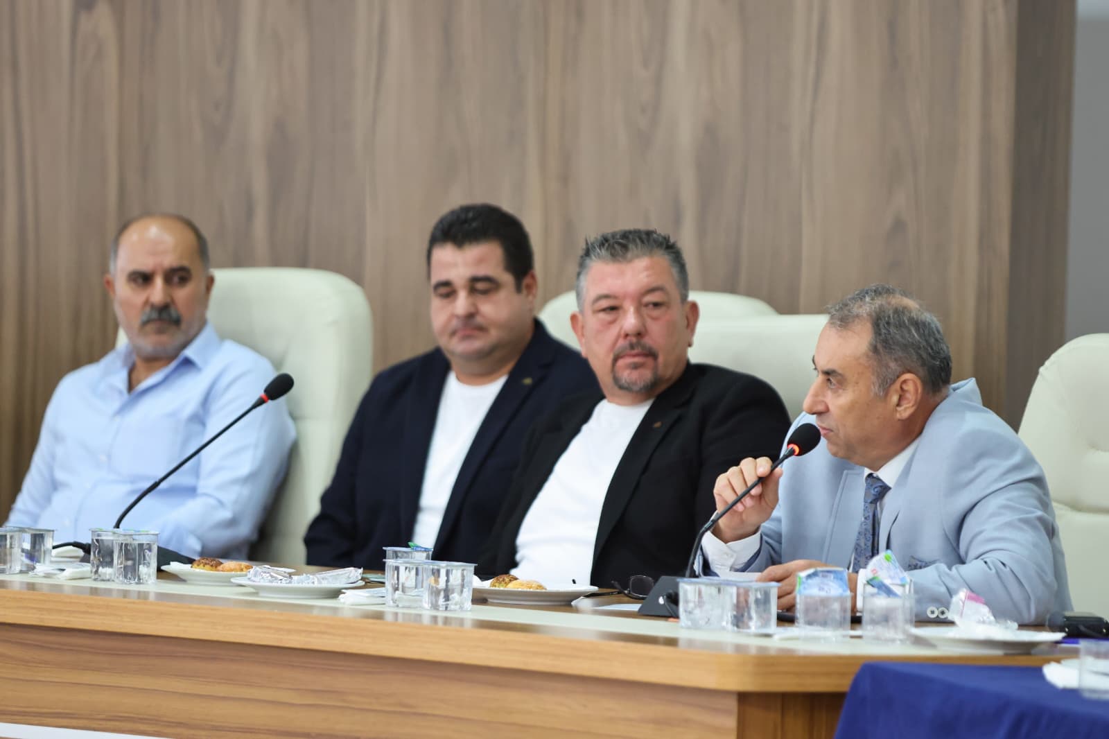 Başkan Kınay: Esnafımızla birlikte Karabağlar’ı güçlendireceğiz