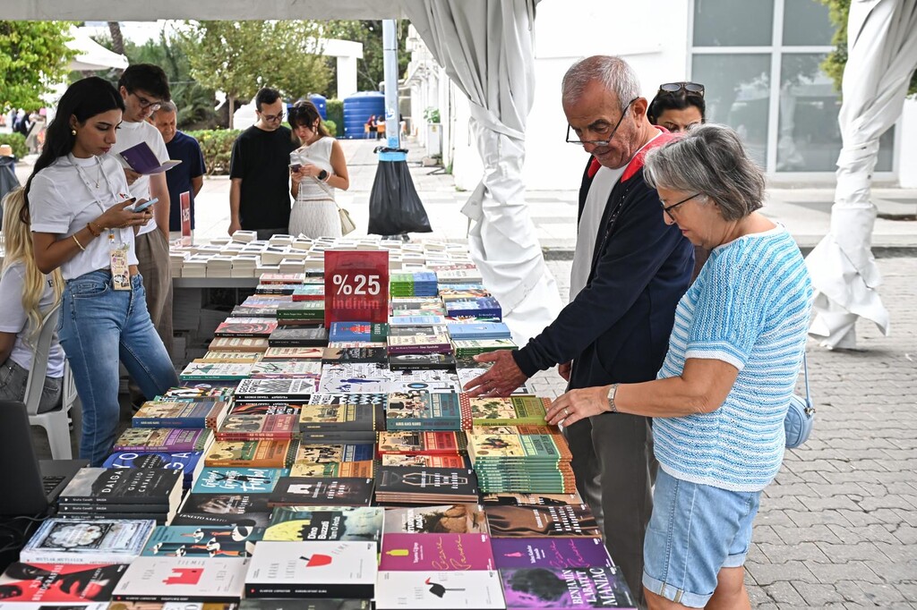 Kültürpark’ta İZKİTAP günleri