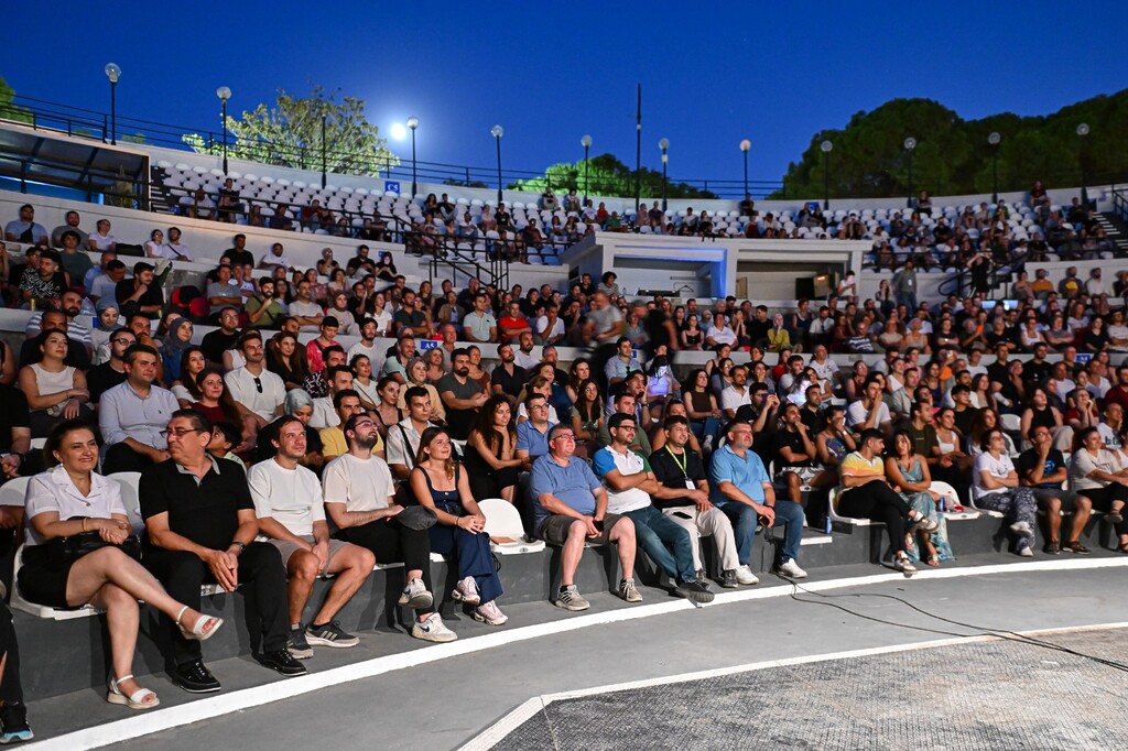 İzmir Fuarı'nda Kahkaha Var