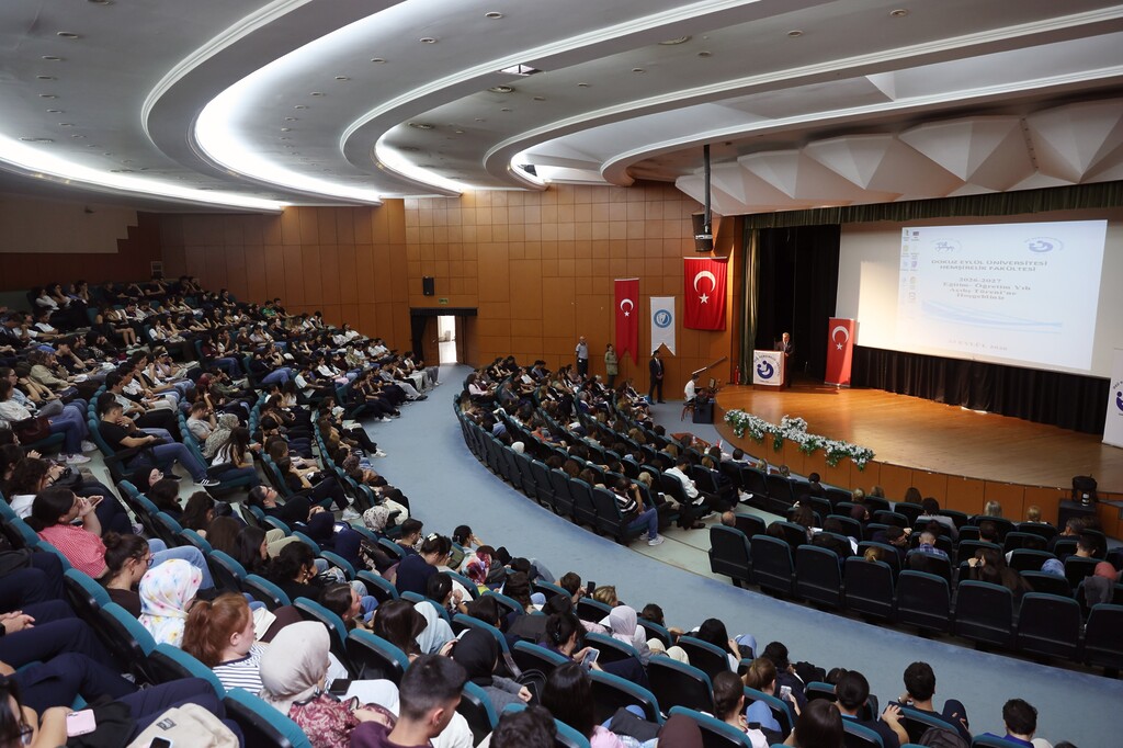 DEÜ’DE 2026-2027 AKADEMİK YILI İLK DERS HEYECANIYLA BAŞLADI