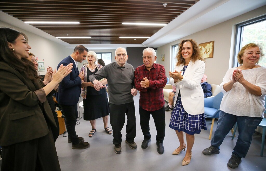Karşıyaka’da “Dünya Yaşlılar Günü” neşeyle kutlandı